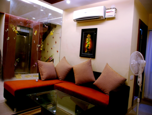 Hotel Sri Madhura Inn ไฮเดอราบัด ภายนอก รูปภาพ