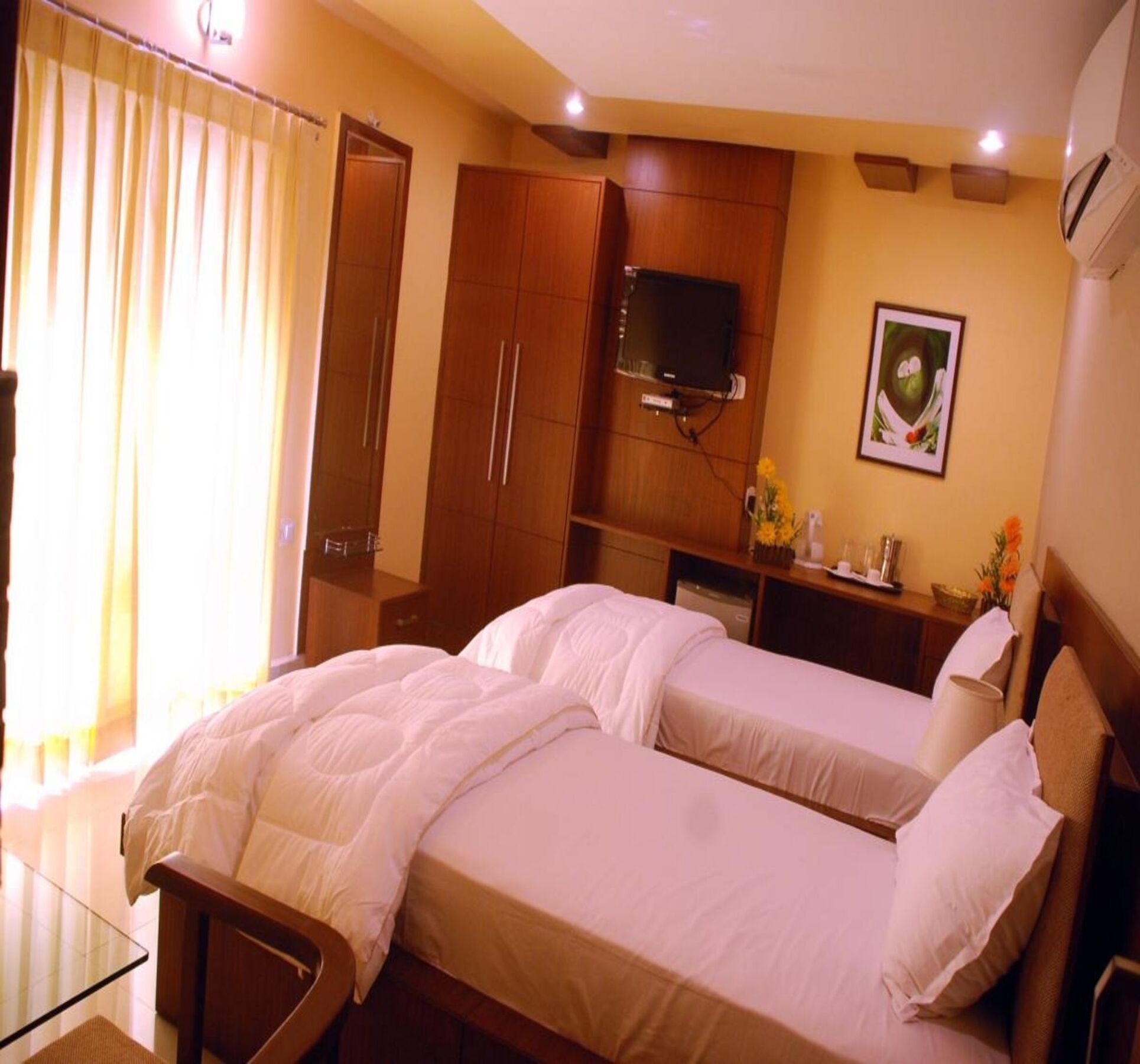 Hotel Sri Madhura Inn ไฮเดอราบัด ภายนอก รูปภาพ